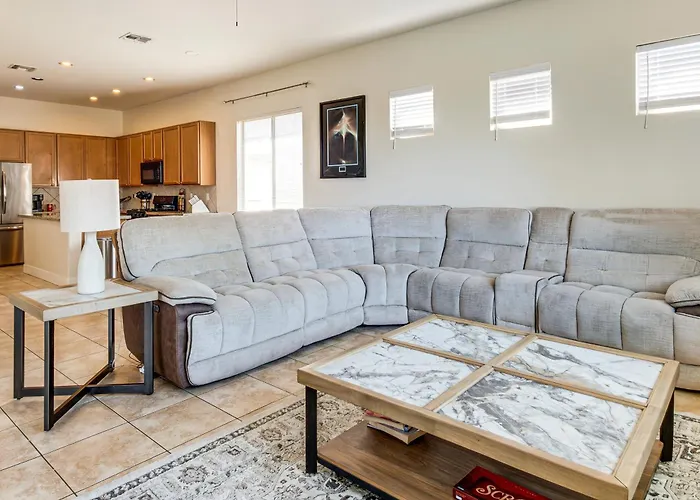 Holiday home 5 Mi To Estrella Mtn Park! W/ Outdoor Oasis *