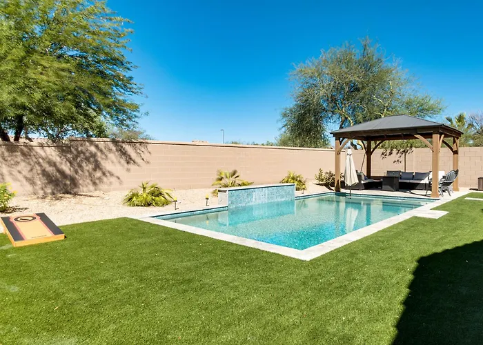 Holiday home 5 Mi To Estrella Mtn Park! W/ Outdoor Oasis
